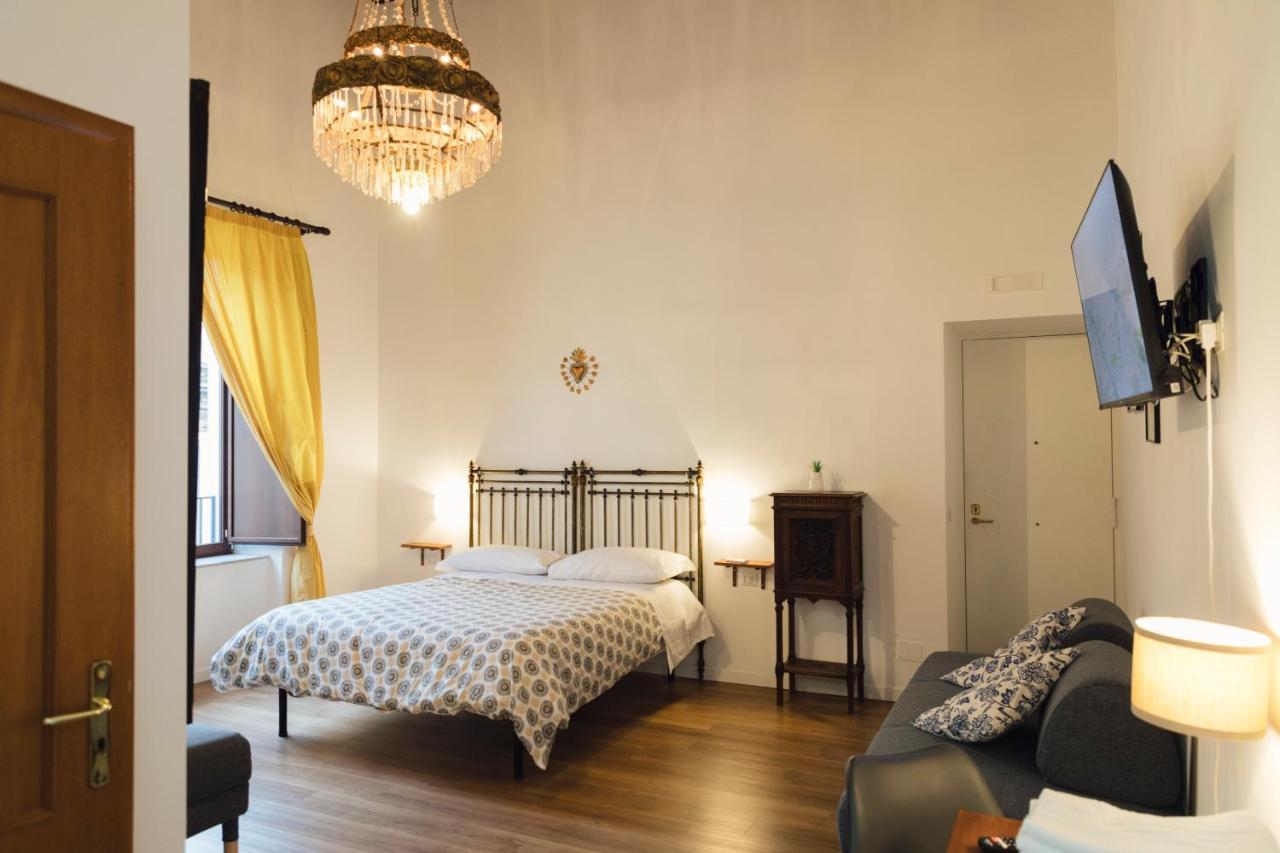 Relais Cuorenapoletano Naples Exterior photo